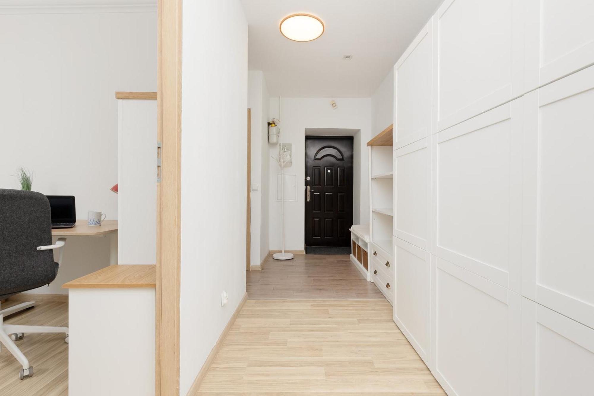 Two-bedroom In Nowy Swiat By Renters Butas *